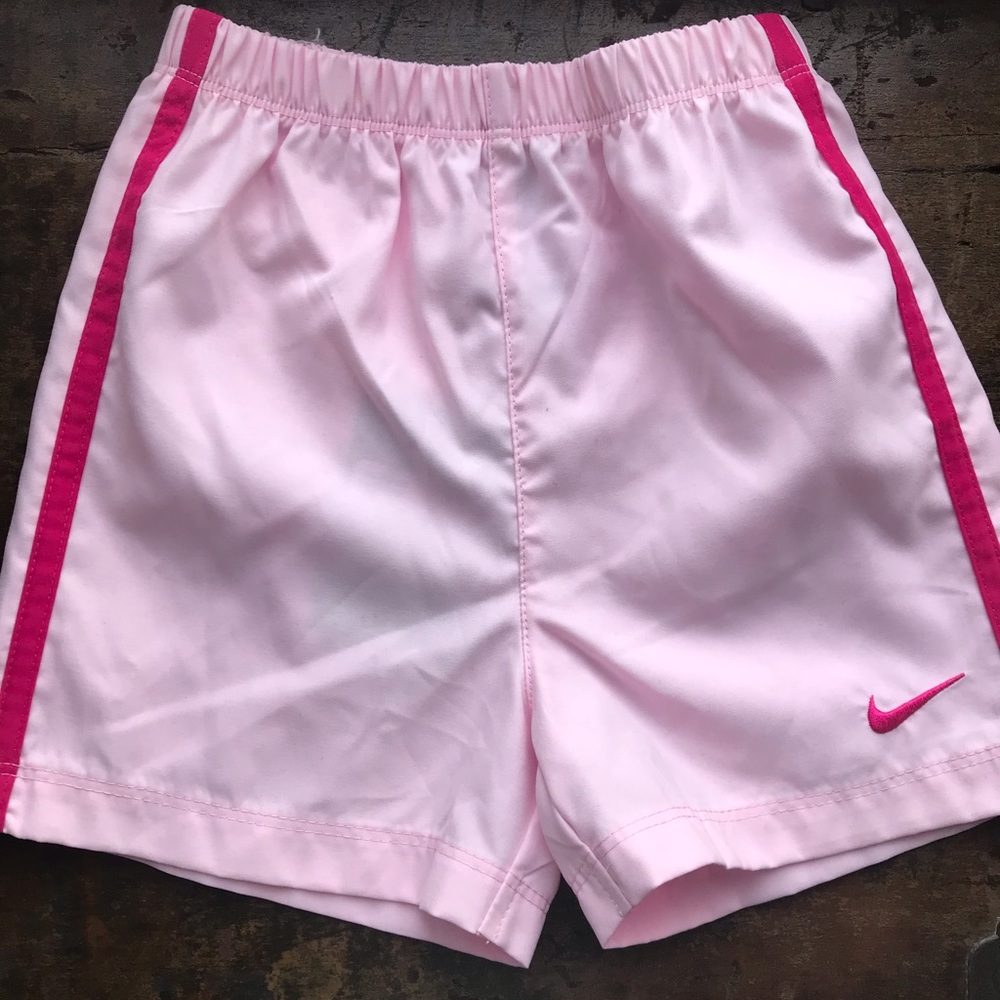 NEW Nike unisex shorts
